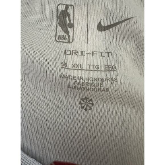 Nike NBA Los Angeles Lakers LeBron James #23 Swingman Jersey White Size XXL - Picture 9 of 11